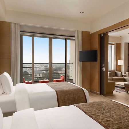 Hotel Wyndham Ahmedabad Shela Esterno foto