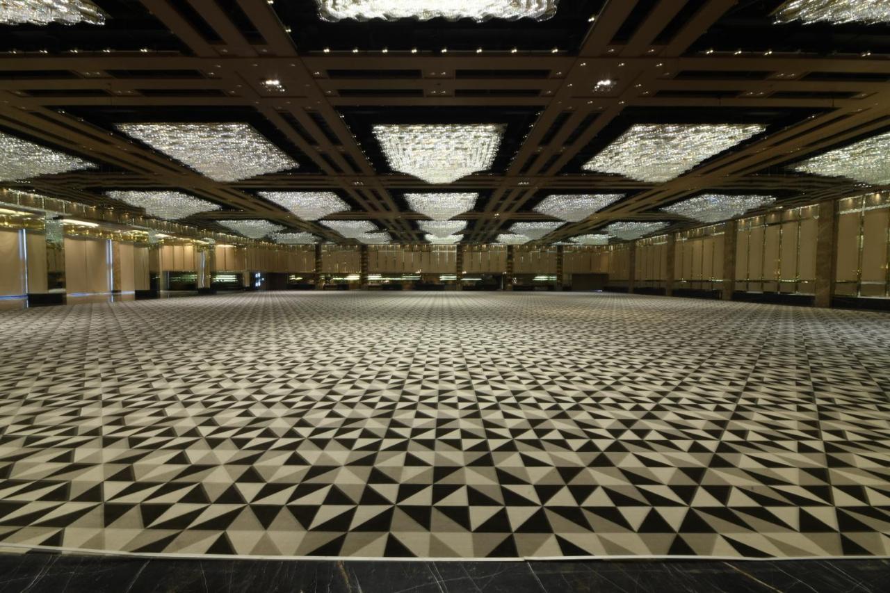 Hotel Wyndham Ahmedabad Shela Esterno foto
