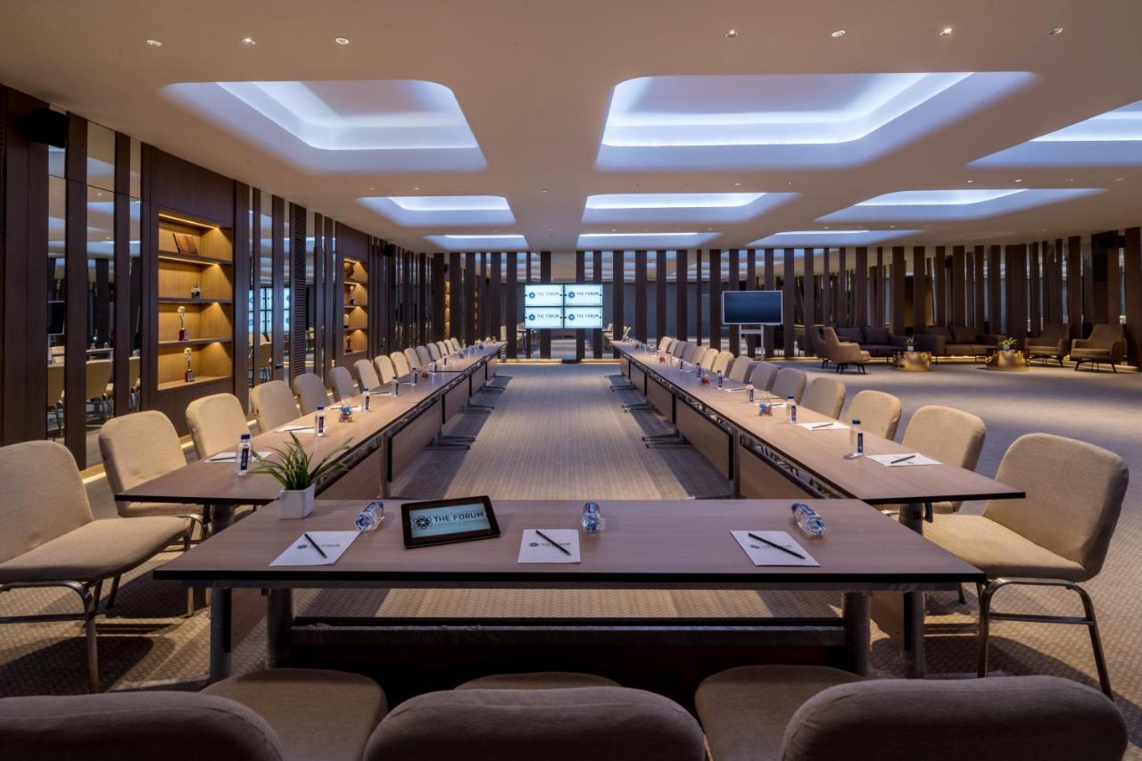Hotel Wyndham Ahmedabad Shela Esterno foto