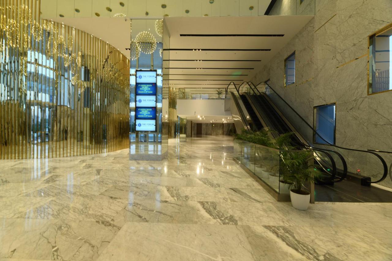 Hotel Wyndham Ahmedabad Shela Esterno foto