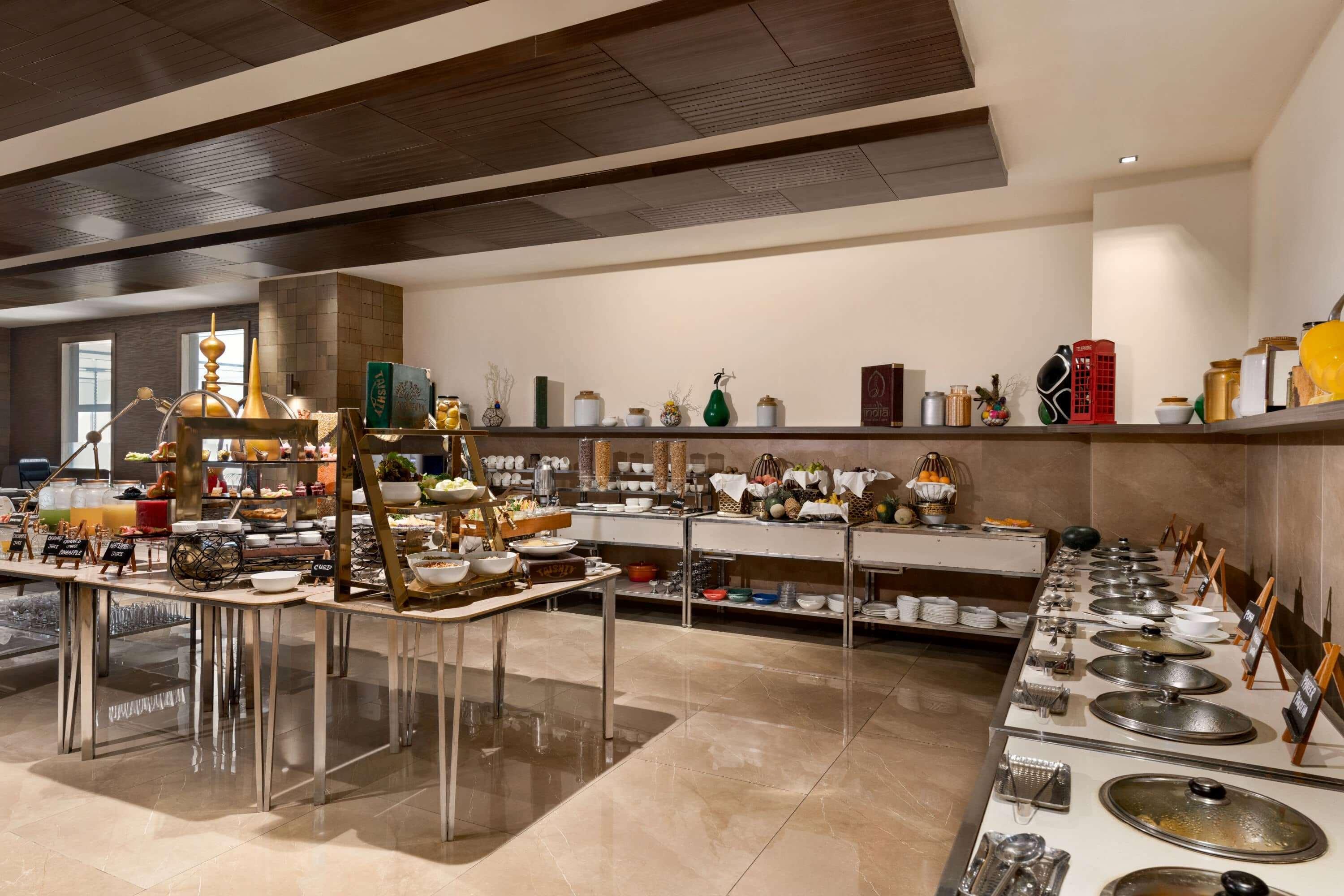 Hotel Wyndham Ahmedabad Shela Esterno foto